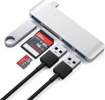 Photo de Adaptateur USB 3.0 Type C Satechi lecteur de cartes, 2x USB A et USB Type C (Argent)