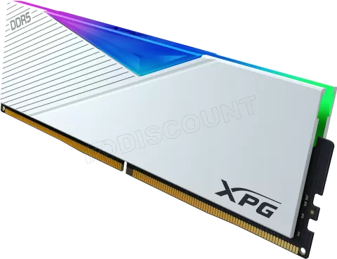 Photo de Barrette mémoire 16Go DIMM DDR5 Adata XPG Lancer RGB 7200MHz (Blanc)