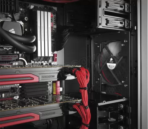 Photo de Boitier Moyen Tour ATX Corsair Obsidian 450D avec Fenêtre (Noir)