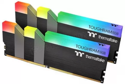 Photo de Kit Barrettes mémoire 16Go (2x8Go) DIMM DDR4 Thermaltake ToughRam RGB  3200Mhz (Noir)