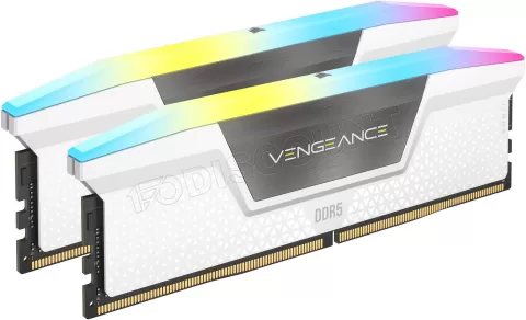 Photo de Kit Barrettes mémoire 32Go (2x16Go) DIMM DDR5 Corsair Vengeance RGB 6000MHz CL36 (Blanc)
