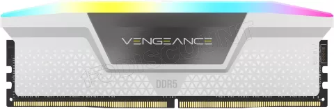 Photo de Kit Barrettes mémoire 32Go (2x16Go) DIMM DDR5 Corsair Vengeance RGB 6000MHz CL36 (Blanc)