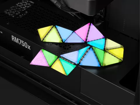 Photo de Lot de 9 Mini Triangle LED Corsair iCue LC100 Case Accent Lighting Panels RGB