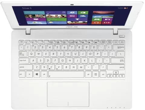 Photo de Ordinateur portable ASUS F200CA-KX020H Blanc (11,6")